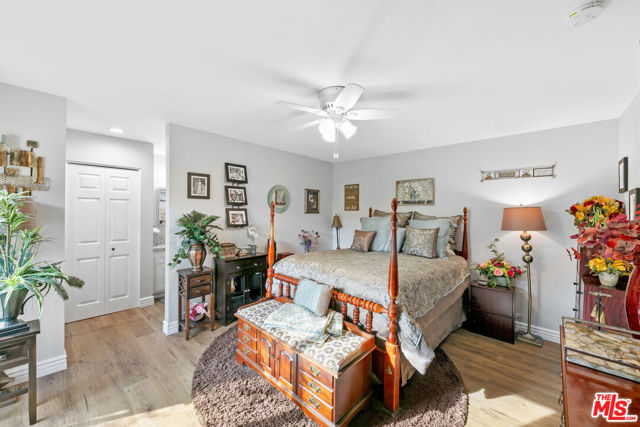 6789 Seawatch Lane, Malibu CA: https://media.crmls.org/mediaz/80982442-7b44-4297-8e03-0249b6c6a24a.jpg