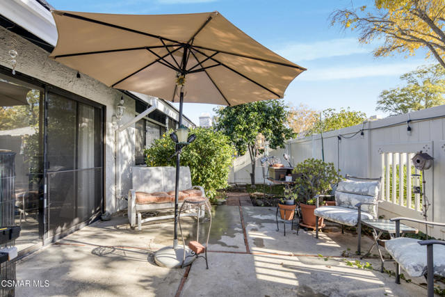 2190 Westshore Lane, Westlake Village CA: https://media.crmls.org/mediaz/80983dfc-2fdc-4eb6-8cc6-f7248b8895c3.jpg