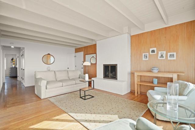 78 Seacliff Avenue, Daly City CA: https://media.crmls.org/mediaz/809884a6-7523-46e7-b2b2-779f82e47042.jpg