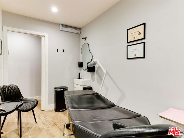  Commercial for Sale in Beverly Hills, California