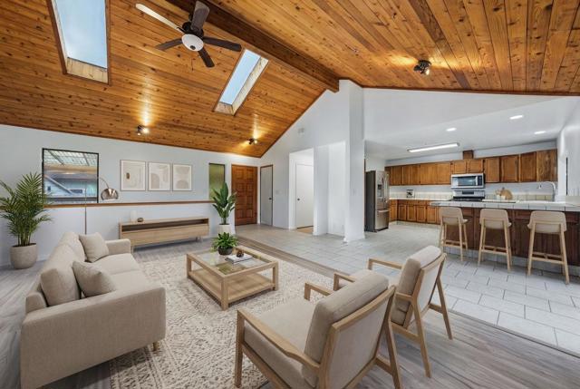 675 Western Avenue, Brookdale CA: https://media.crmls.org/mediaz/8098af7e-7af3-4e74-96f1-4472a82d31ce.jpg