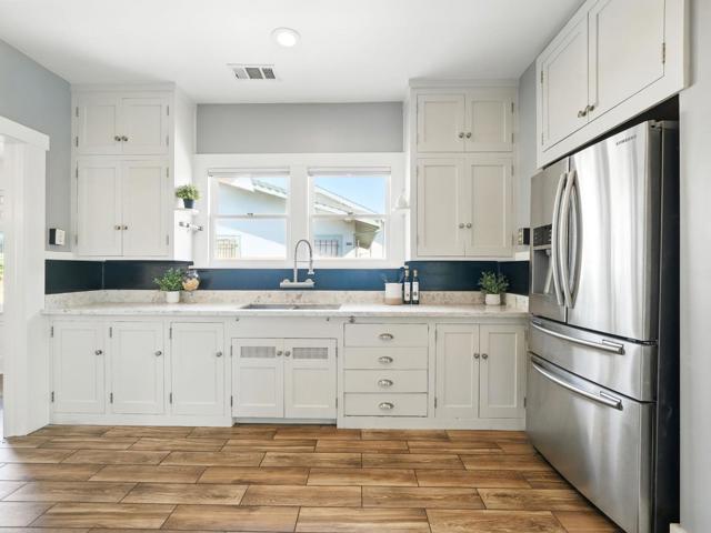 467 N 13th Street, San Jose CA: https://media.crmls.org/mediaz/809b74f9-f5b7-4b94-b835-a6ce50535465.jpg