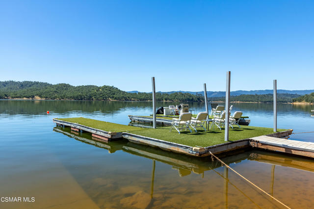 6545 Nacimiento Shores Road, Bradley CA: https://media.crmls.org/mediaz/809ba0cd-03fc-41eb-89d3-c654f516a2b8.jpg