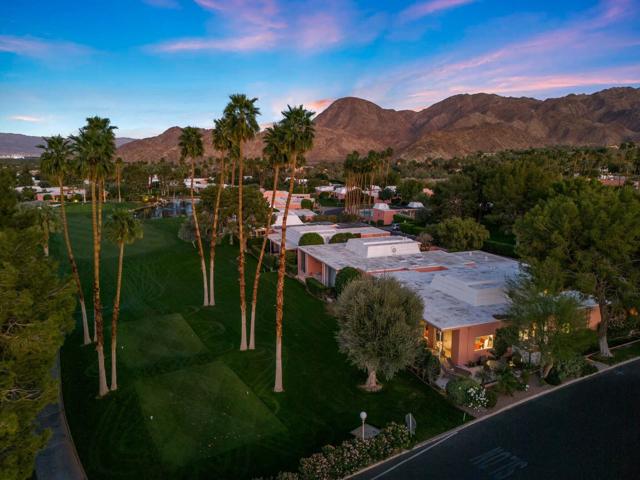 47360 Jadida Avenue, Palm Desert CA: https://media.crmls.org/mediaz/809be1ac-5fb8-427e-bccc-faa918e1fe1f.jpg