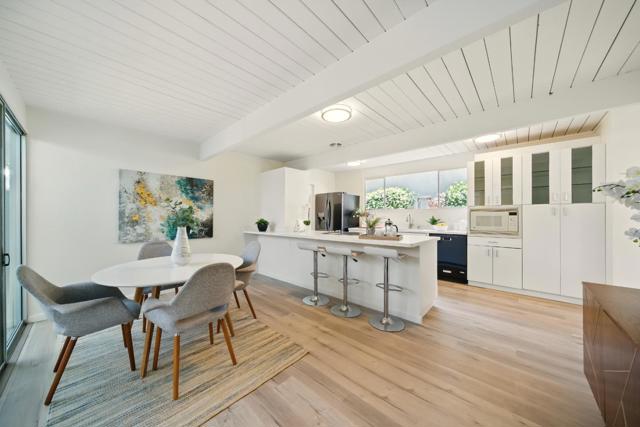 200 Loon Court, Foster City CA: https://media.crmls.org/mediaz/809c4998-d8fc-4618-8d2e-0acbb4dfc385.jpg