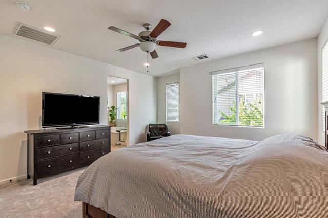 51 Koror Lane, Gilroy CA: https://media.crmls.org/mediaz/809ce40d-5972-4632-9af9-a1759e9ad520.jpg