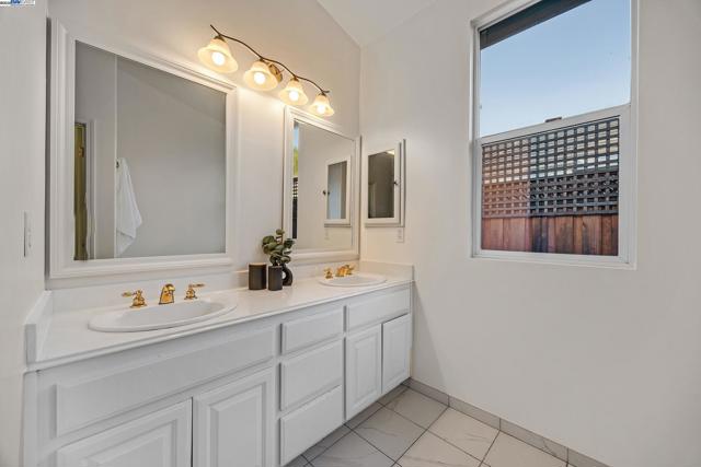 6424 Altamar Cir., Livermore CA: https://media.crmls.org/mediaz/809d3553-5611-415c-8ead-db41caa02e79.jpg