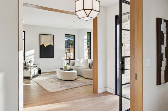 128 Elm Avenue, Burlingame CA: https://media.crmls.org/mediaz/809d9742-bbef-47ac-9d72-c31f1ef0c4b6.jpg