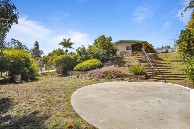 262 Crestwood Avenue, Ventura CA: https://media.crmls.org/mediaz/809ebdd6-9e6a-4e0a-a32a-4db7ccd75cd0.jpg