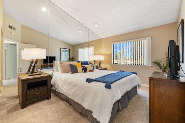 79822 Olympia Fields, La Quinta CA: https://media.crmls.org/mediaz/809fa5ec-c022-4d6f-806b-1e87694425bf.jpg