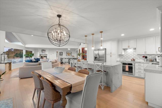 136 Teresita Way, Los Gatos CA: https://media.crmls.org/mediaz/809fb8ea-9dbe-4008-8f13-a342eb869f6f.jpg
