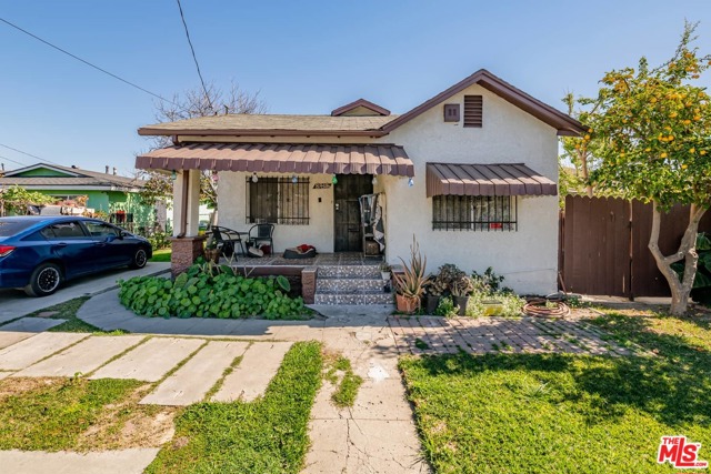 8818 Bandera St, Los Angeles, CA 90002