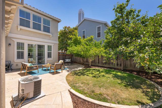 1614 Welford Circle, Hayward CA: https://media.crmls.org/mediaz/80a1de19-2b00-4ff7-9694-17daedcf9fa8.jpg