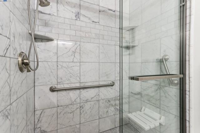 37690 Los Arboles Dr, Fremont CA: https://media.crmls.org/mediaz/80a35fba-69f5-481e-a787-f1e6a2c2c7cd.jpg