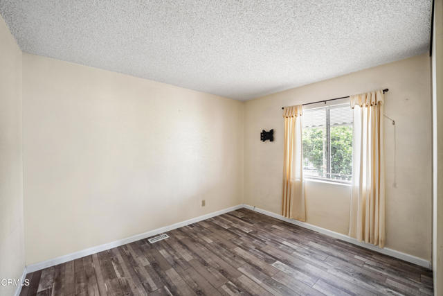 Image 19 of 41 For 1215 Anchors Way Drive 68