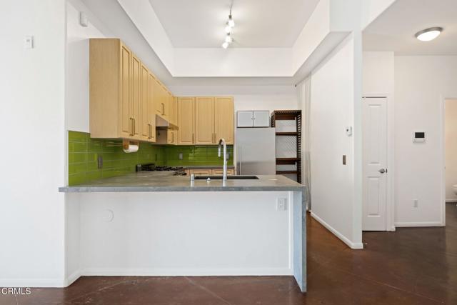 Detail Gallery Image 16 of 27 For 436 Poli St #202,  Ventura,  CA 93001 - 2 Beds | 2 Baths