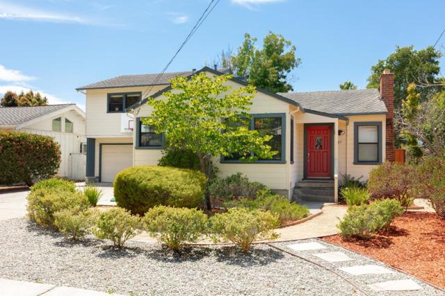 411 Alta Vista Dr, Santa Cruz CA: https://media.crmls.org/mediaz/80a4b4e1-80b7-4963-9c02-4716b6276144.jpg