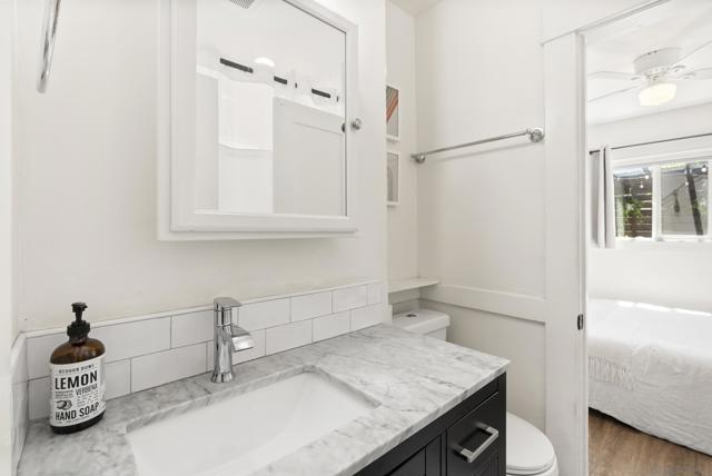 4066 Cherokee Ave, San Diego CA: https://media.crmls.org/mediaz/80a568ca-8cdf-4556-9df1-93a8334252a6.jpg