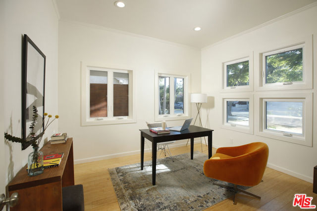 426 S Swall Drive, Beverly Hills CA: https://media.crmls.org/mediaz/80a5c062-3a41-4a85-bca7-951e1144a5f5.jpg
