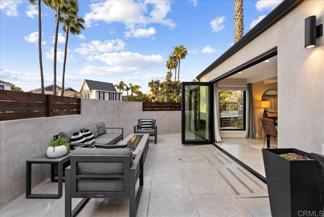 491 Prospect Street, Newport Beach CA: https://media.crmls.org/mediaz/80a64353-80a5-42c1-8d63-5a5cd2ea191a.jpg