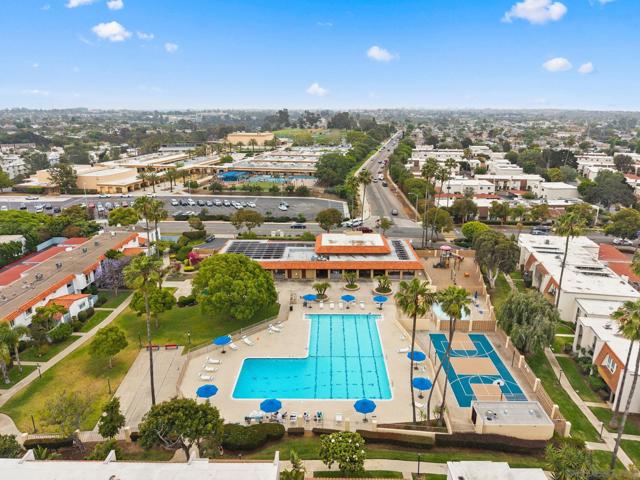 4186 Balboa Way, Clairemont Mesa CA: https://media.crmls.org/mediaz/80a650ea-ae09-403a-8dcc-af410ef61847.jpg