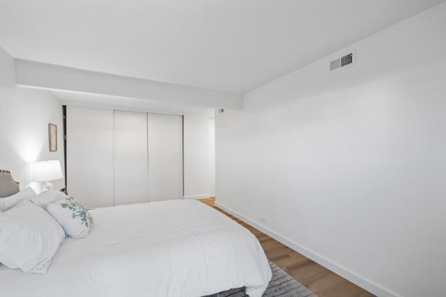 5101 Admiralty Lane, Foster City CA: https://media.crmls.org/mediaz/80a74038-63af-4563-b9b2-171bb93c0aa5.jpg