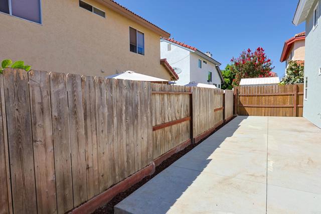 Detail Gallery Image 35 of 41 For 249 Blackbird Way, Oceanside,  CA 92057 - 3 Beds | 3 Baths