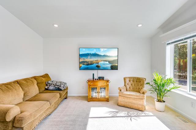 6011 Scotts Valley Drive, Scotts Valley CA: https://media.crmls.org/mediaz/80a9a30e-cb1f-4559-810b-488b1fc76b2c.jpg