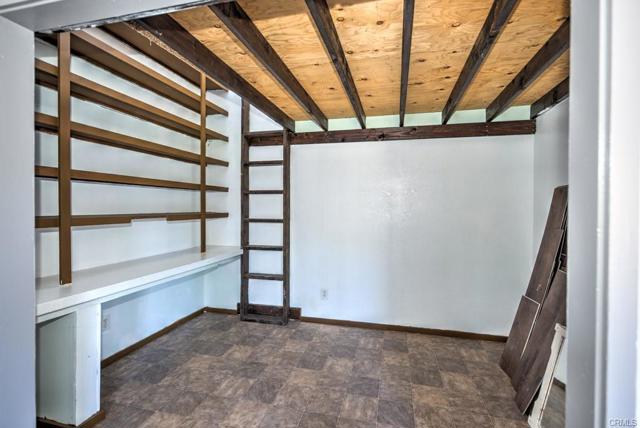 2399 Indian Hill Road, Clearlake Oaks CA: https://media.crmls.org/mediaz/80a9b486-1675-4c4f-a5c1-1fa2e8b599b7.jpg