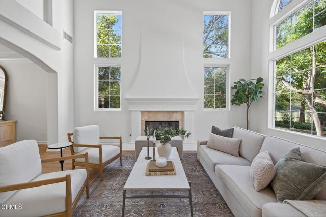 1708 Via Aracena, Camarillo CA: https://media.crmls.org/mediaz/80aaed9a-40ff-4bb3-a5fc-bcae41385081.jpg