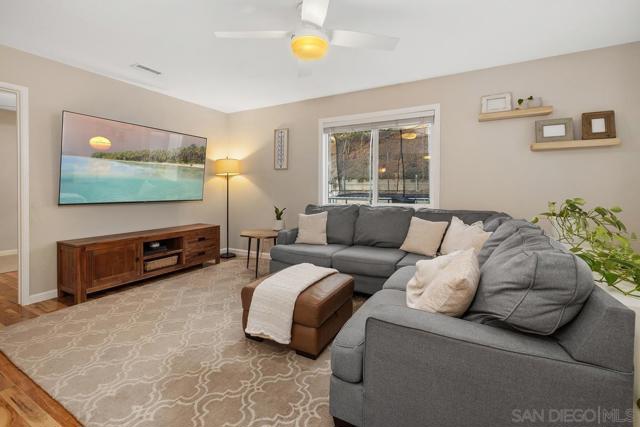 10231 Settle Rd, Santee CA: https://media.crmls.org/mediaz/80ab1673-6e20-4682-ab3b-abea9a8d7ef2.jpg