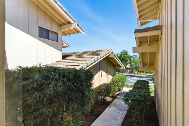10 Azalea Lane, San Carlos CA: https://media.crmls.org/mediaz/80ab8aa2-6413-40a8-bcfa-6aed2ee5c204.jpg