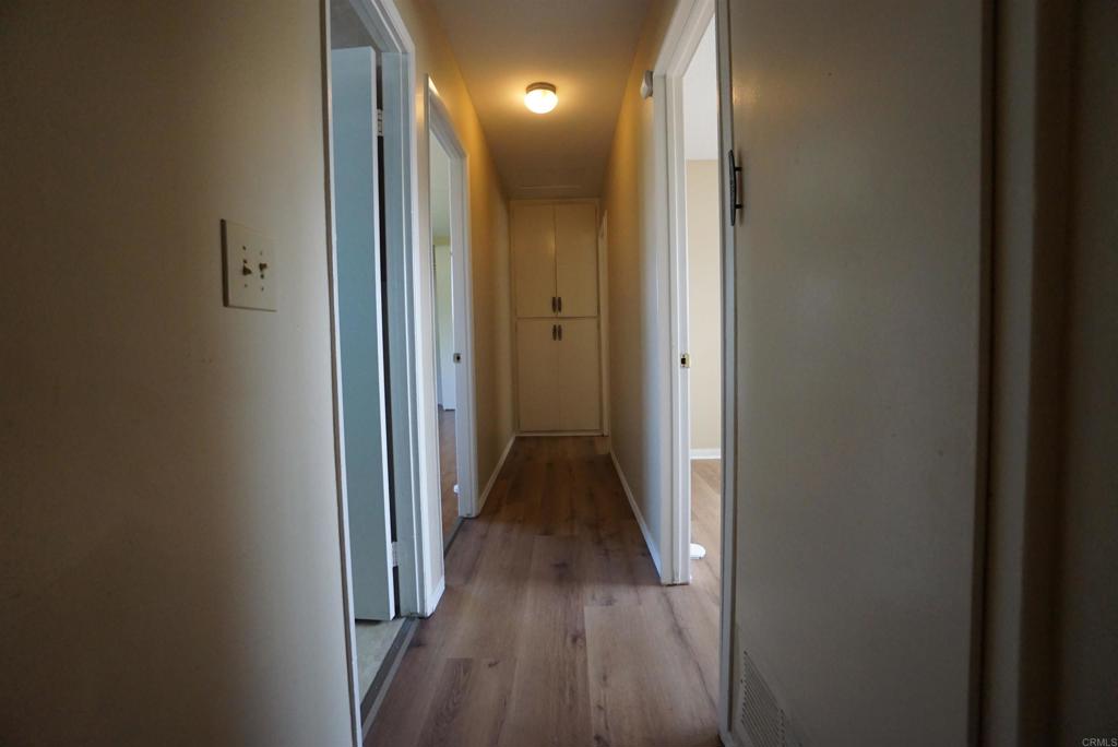 https://media.crmls.org/mediaz/80abca9e-c05f-49c3-87eb-6463359bcfdf.jpg?preset=X-Large