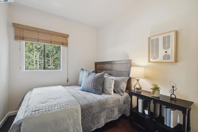 11349 Alameda Ave, Brookdale CA: https://media.crmls.org/mediaz/80acf6e1-6ad6-4447-88ef-dafcf1277597.jpg