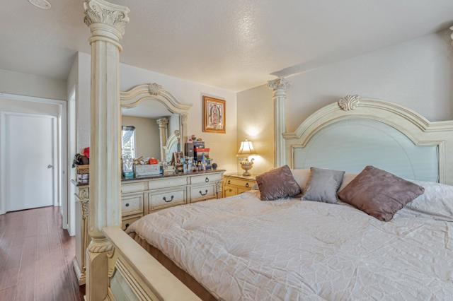 8180 Forest Street, Gilroy CA: https://media.crmls.org/mediaz/80ad3754-c465-44fe-b326-e2271dec8a43.jpg