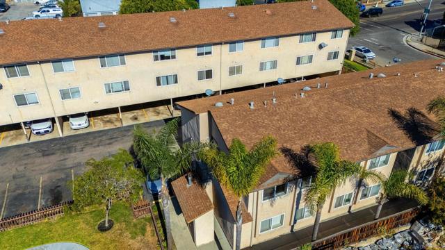 3295 Ocean View Blvd, San Diego, California 92113, 2 Bedrooms Bedrooms, ,1 BathroomBathrooms,Condominium,For Sale,Ocean View Blvd,250020113SD