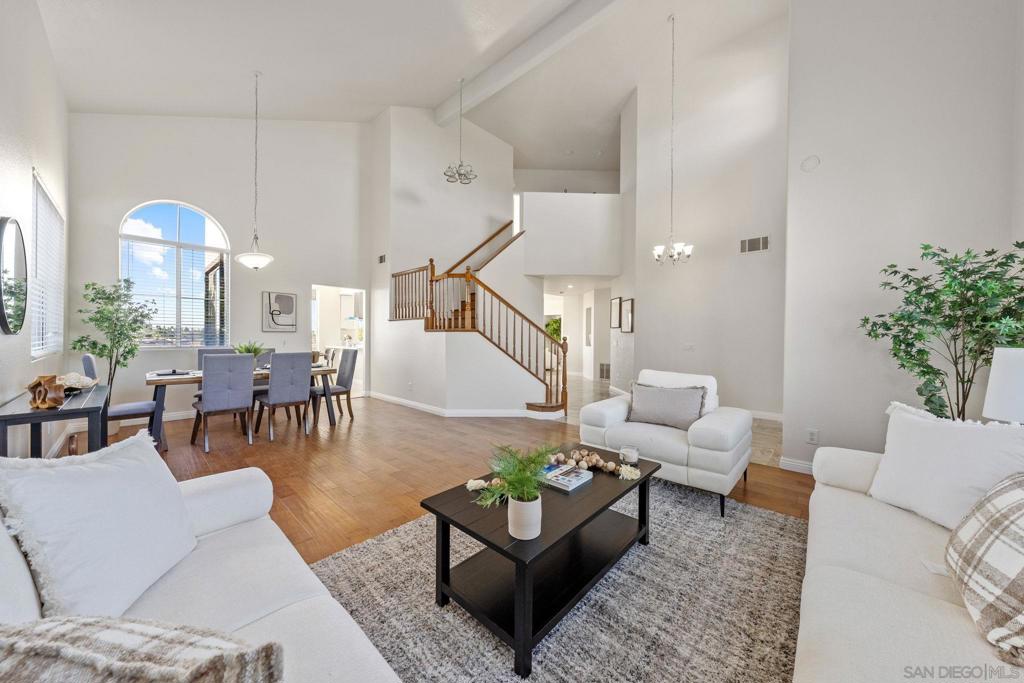 MLS #250027189SD img 3