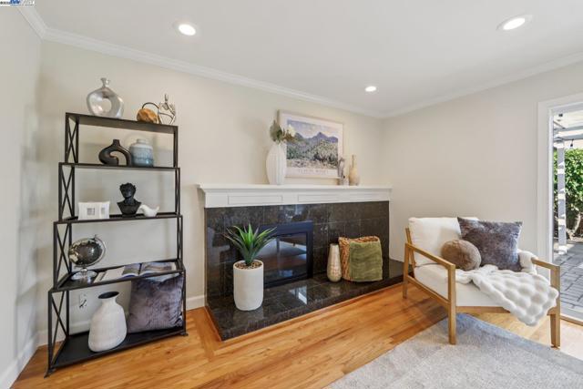 137 Cassandra Pl, San Ramon CA: https://media.crmls.org/mediaz/80b1f21e-c910-4c99-92bb-f2c15ac761e0.jpg