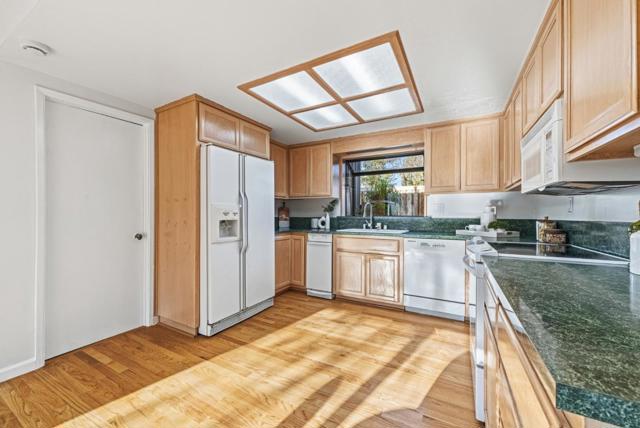 438 Sycamore Hill Drive, Danville CA: https://media.crmls.org/mediaz/80b22220-3069-4fc7-9975-bf36c9df22b6.jpg