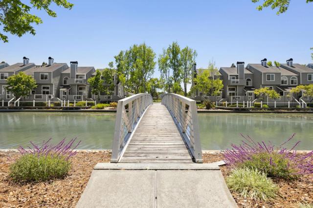 820 Boardwalk Place, Redwood City CA: https://media.crmls.org/mediaz/80b257d2-1bbb-4e01-80e1-27e6f9752806.jpg