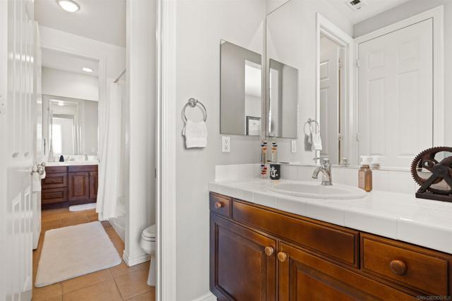 571 Lynwood Dr., Encinitas CA: https://media.crmls.org/mediaz/80b34bae-38fc-4f54-88fd-e301d75420b3.jpg