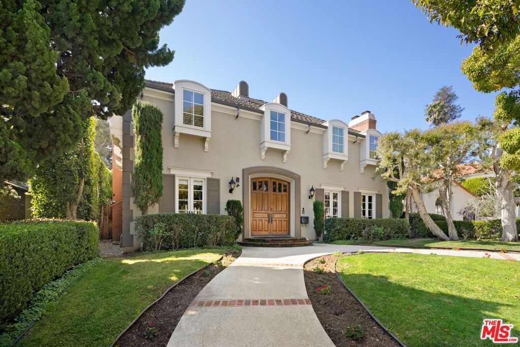 742 23rd Street