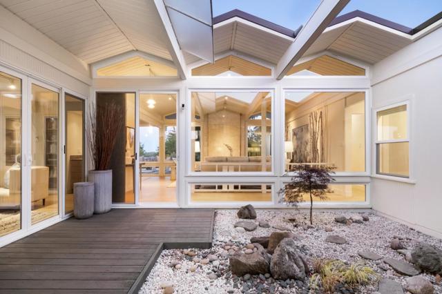 2989 Dolores Way, Burlingame CA: https://media.crmls.org/mediaz/80b36c69-4458-4d69-aa87-858f95e6707d.jpg