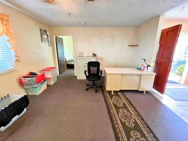 3025 Monticello Dr, Stockton CA: https://media.crmls.org/mediaz/80b3ac7b-df0b-4360-8f8b-f18025259ea4.jpg