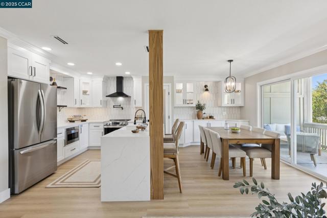 2101 Golden Rain, Walnut Creek CA: https://media.crmls.org/mediaz/80b5b4ec-fa57-45d4-9b67-a09fdbada29e.jpg