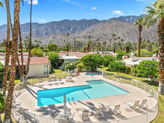 2077 S Caliente Drive, Palm Springs CA: https://media.crmls.org/mediaz/80b70fab-e766-41ef-a2ac-fbf841057597.jpg
