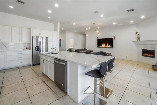 34620 Via Josefina, Rancho Mirage CA: https://media.crmls.org/mediaz/80b7232c-2803-45e2-9843-151ded715e01.jpg