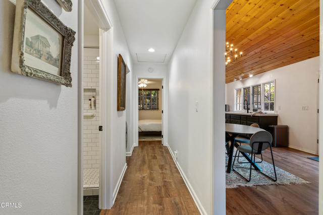 5321 Alta Canyada Road, La Canada Flintridge CA: https://media.crmls.org/mediaz/80b7b31e-998c-4e05-bf0a-42a0782d1dc5.jpg