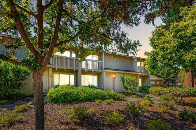 1273 Picasso Drive, Sunnyvale CA: https://media.crmls.org/mediaz/80b7ff27-4c2c-4556-a9af-7d3c2770f067.jpg