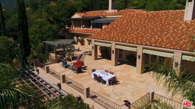 3756 FOOTHILL ESTATE (Private Lane) Road, Santa Barbara CA: https://media.crmls.org/mediaz/80b8edd8-0a53-473d-9d42-d9a998accaa7.jpg
